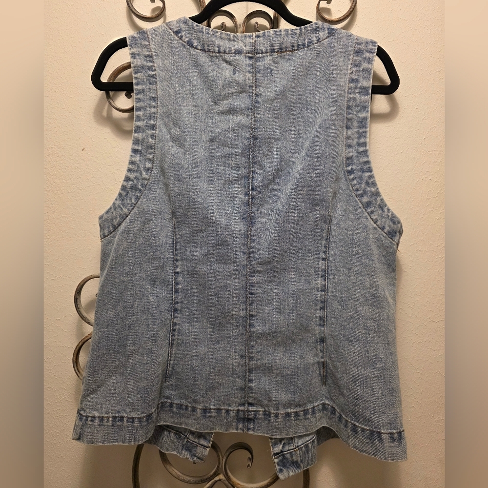 Rosewood Denim Vest - Picture 7 of 7